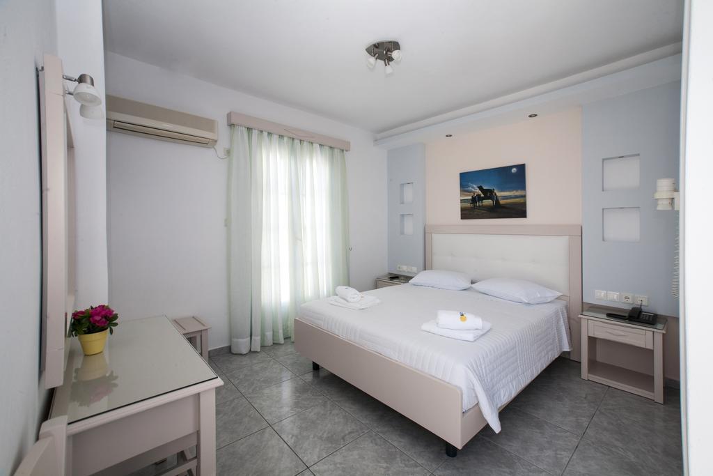 Ilion Hotel Naxos City Exterior photo